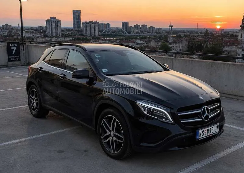 Mercedes-Benz Gla 200 2016 photo 3