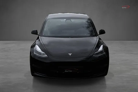 Tesla Model 3 2021 photo 3