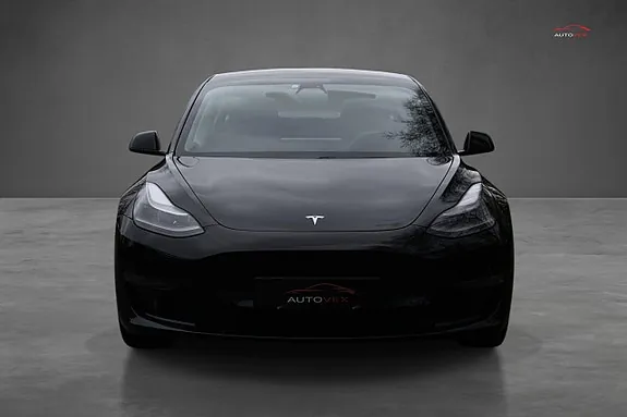 Tesla Model 3 2021 photo 2