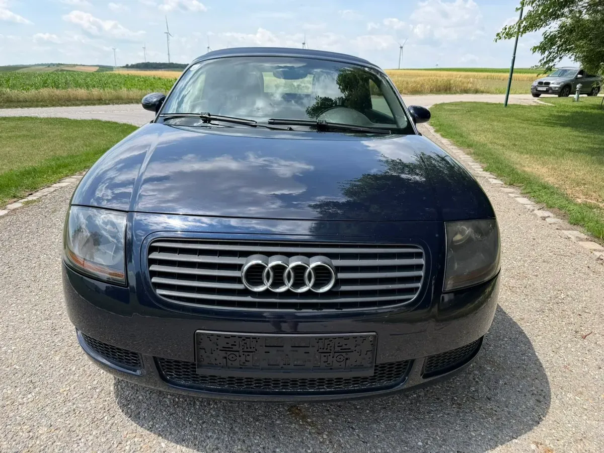 Audi Tt 2002 photo 2