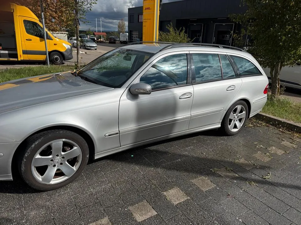 Mercedes-Benz 350 E