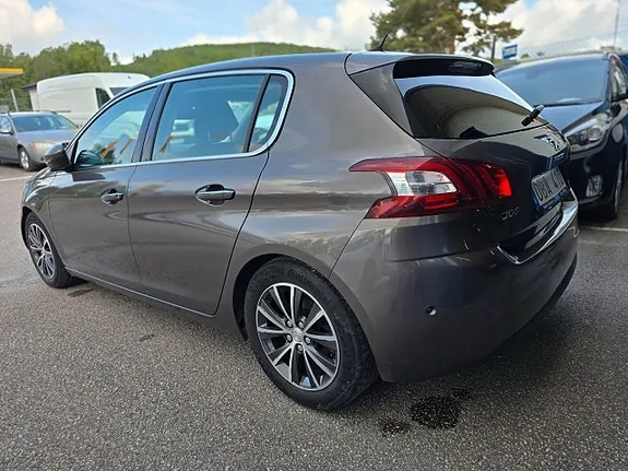 Peugeot 308 2013 photo 3
