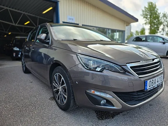 Peugeot 308 2013 photo 2
