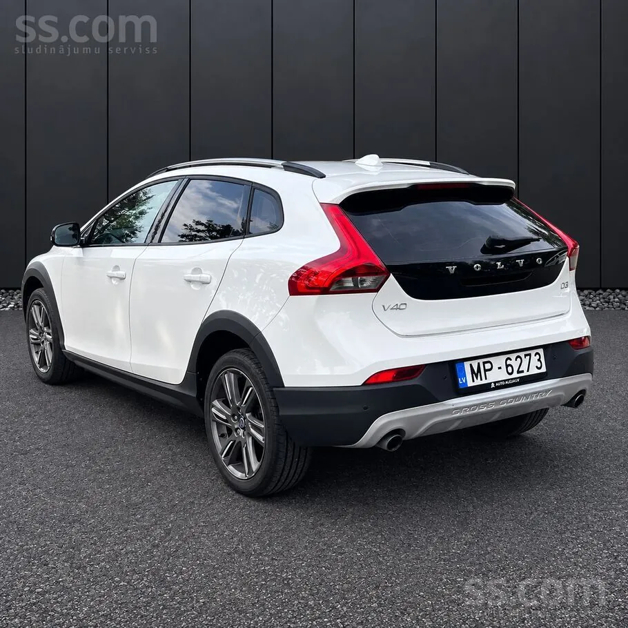 Volvo V40 2014 photo 4