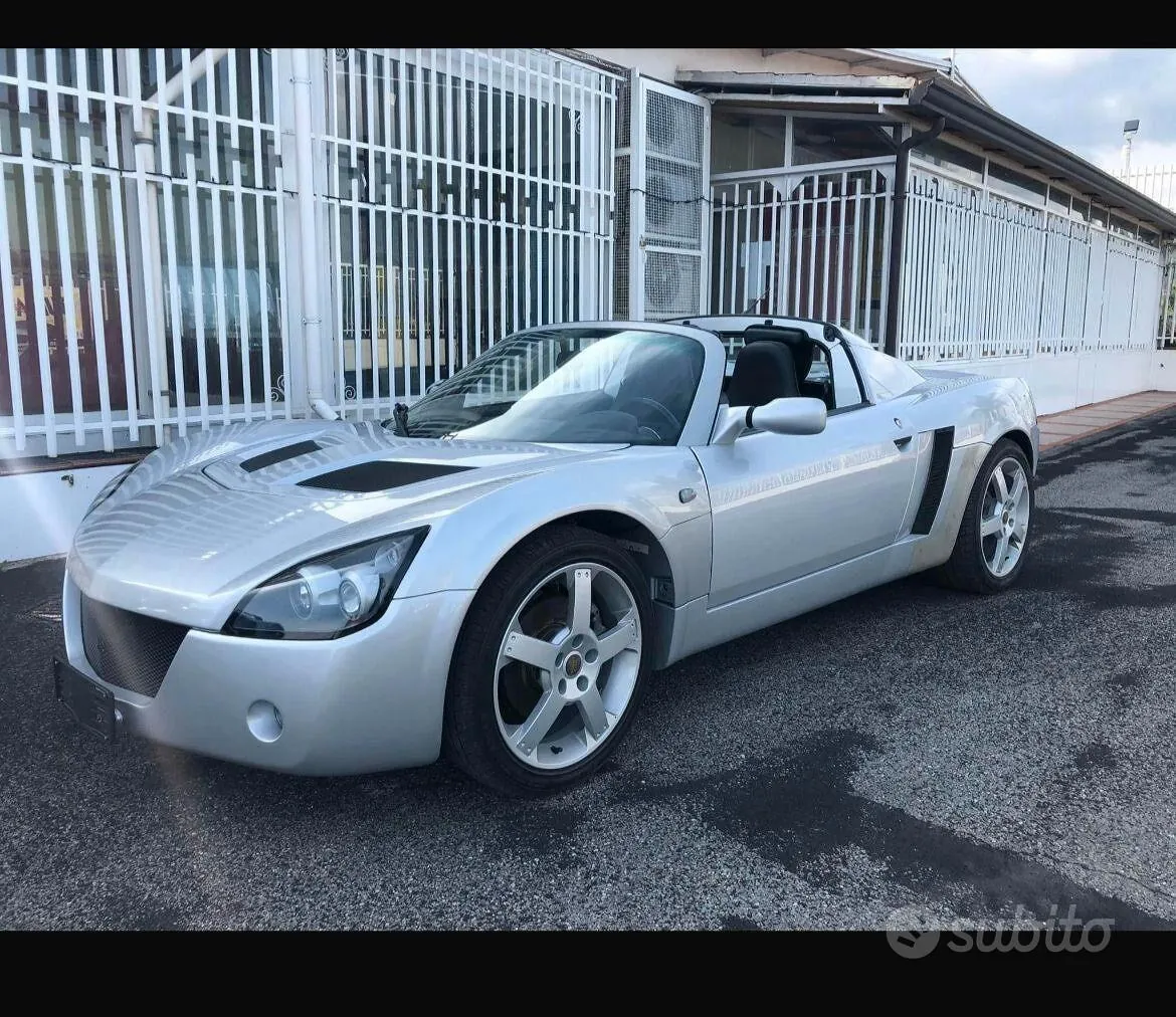 Opel Speedster 2004 photo 2
