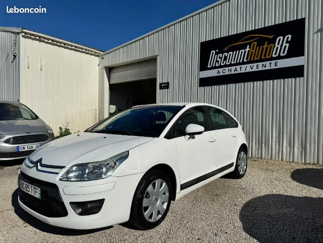 Citroen C4 2010 photo 2