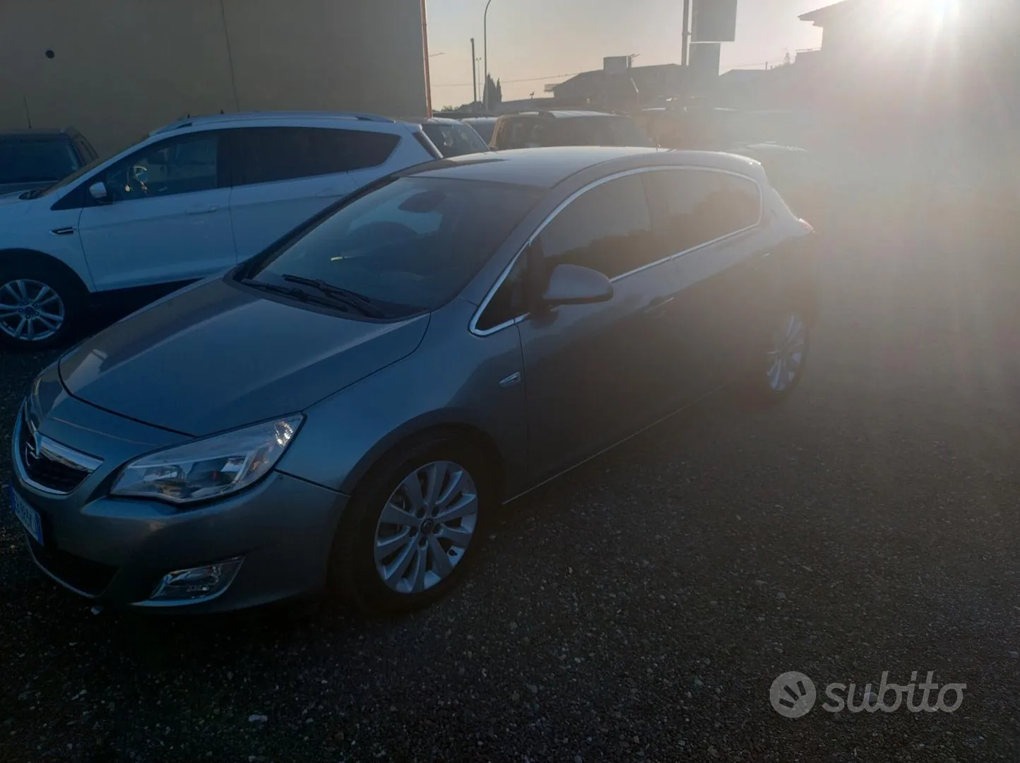 Opel Astra 2010 photo 3