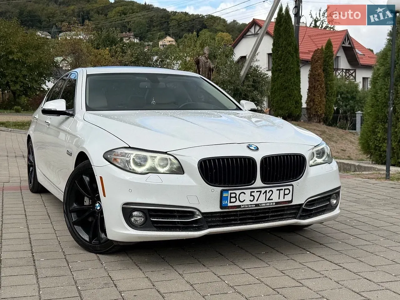 BMW 5 Series 2016 photo 2