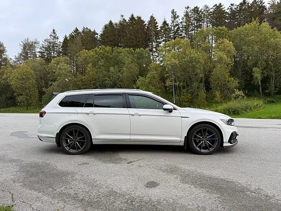 Volkswagen Passat 2020 photo 5