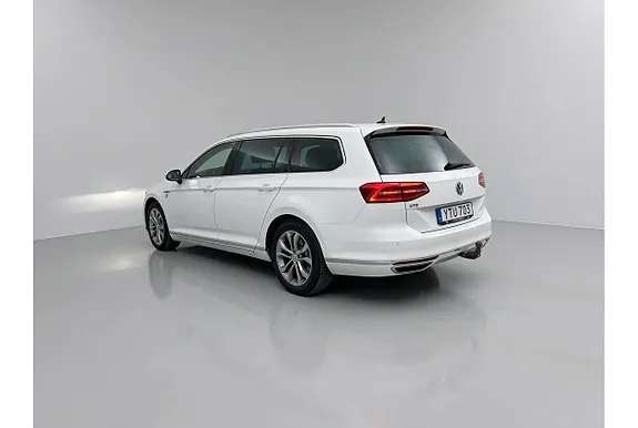 Volkswagen Passat 2018 photo 3