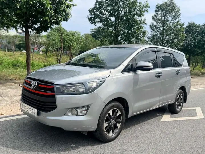 Toyota Innova 2016 photo 2