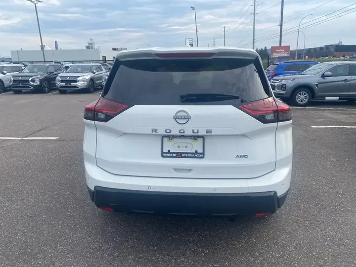 Nissan Rogue 2025 photo 5