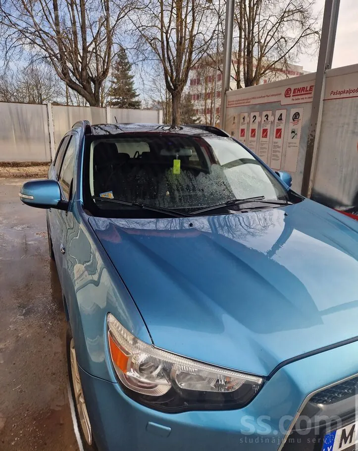 Mitsubishi Asx 2010 photo 2
