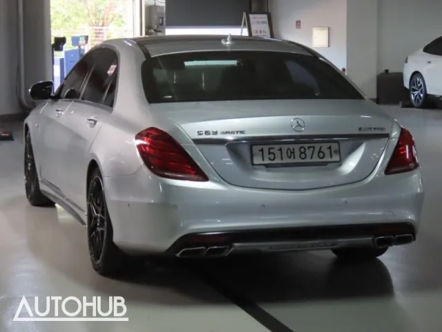 Mercedes-Benz S-Class 2013 photo 4