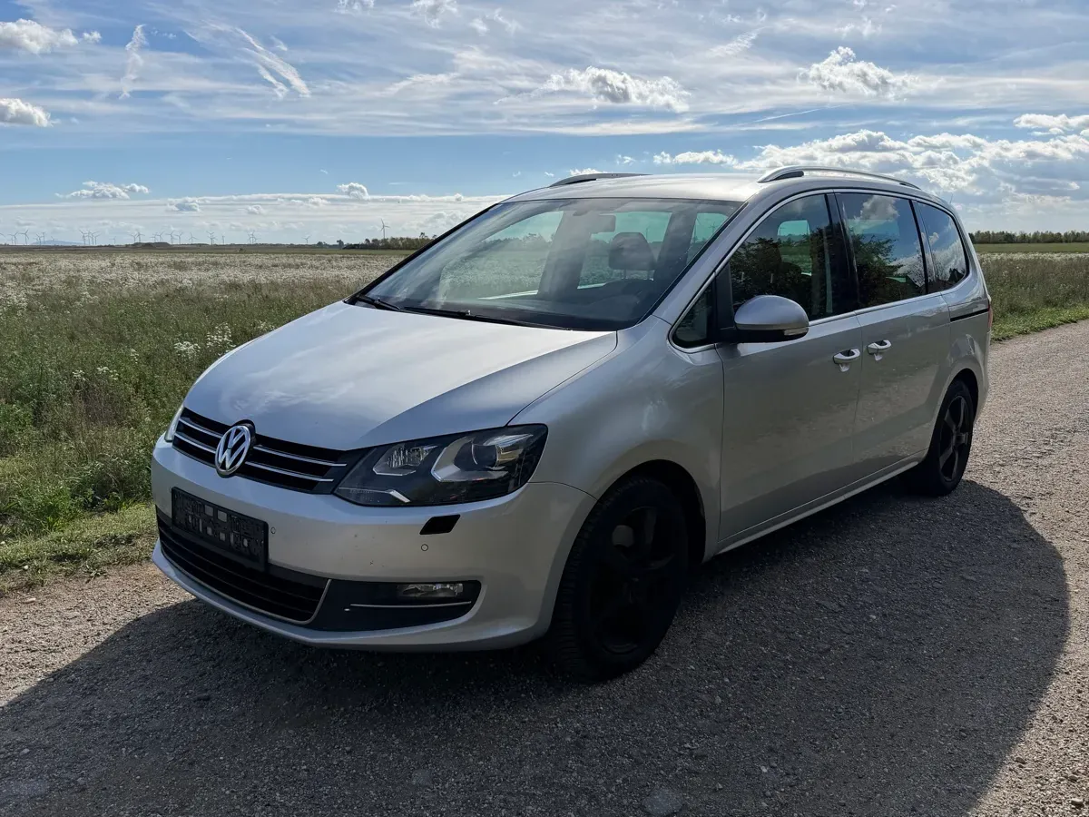 Volkswagen Sharan 2010 photo 3