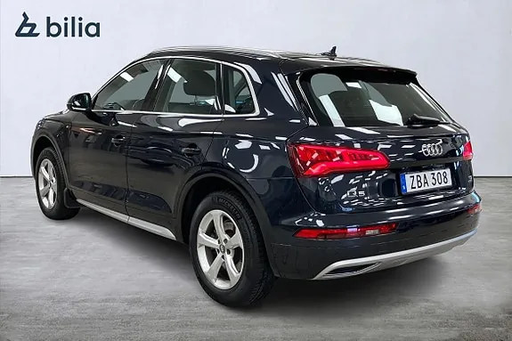 Audi Q5 2018 photo 2