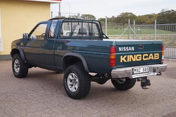 Nissan Navara 1987 photo 5