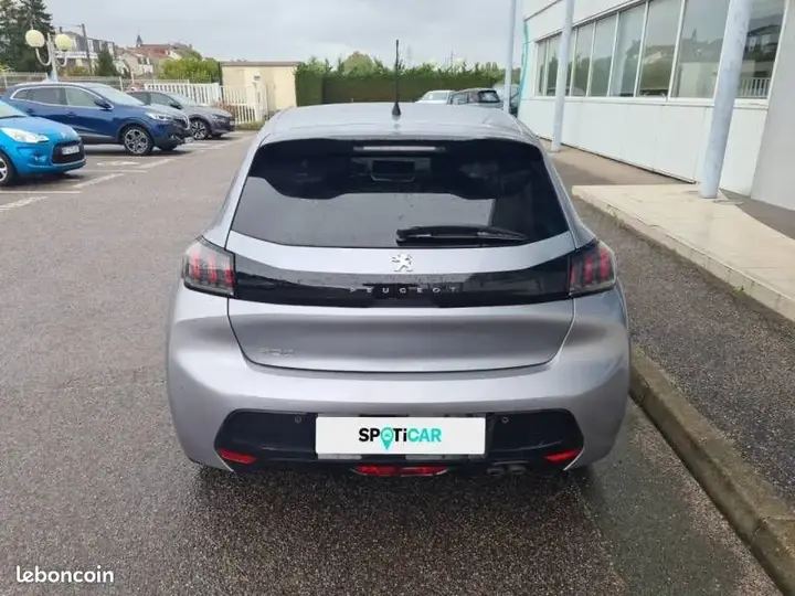 Peugeot 208 2021 photo 5