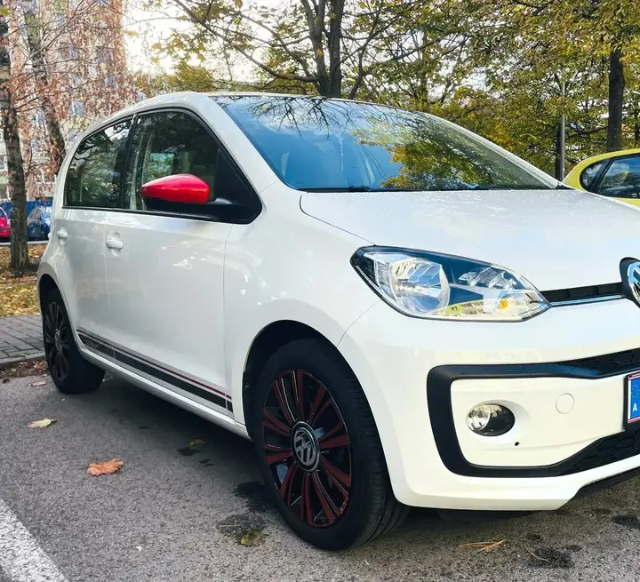 Volkswagen Up