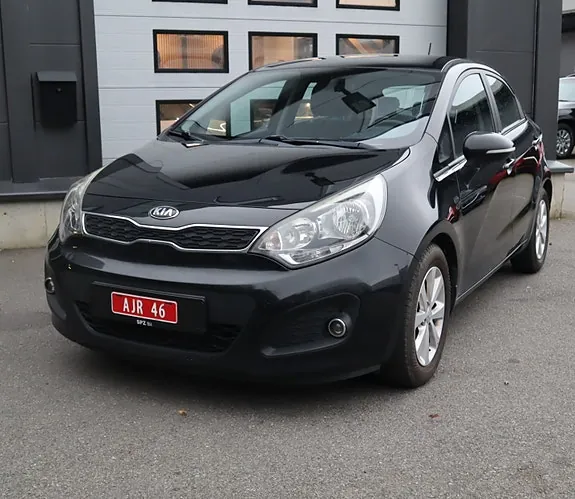 Kia Rio 2013 photo 3