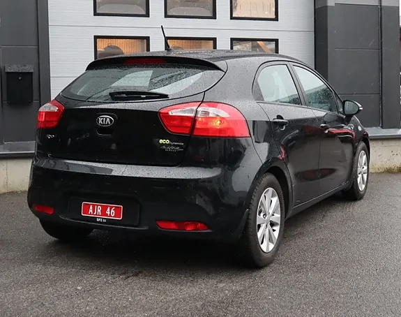 Kia Rio 2013 photo 4