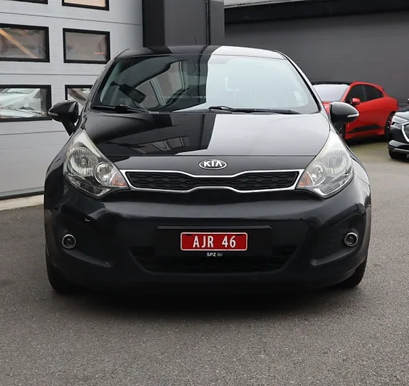 Kia Rio 2013 photo 5