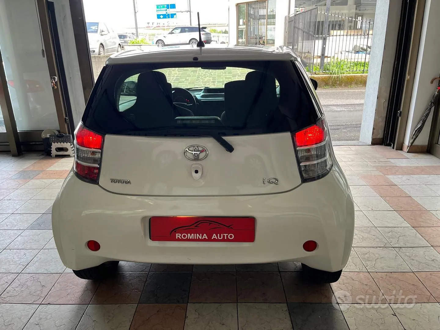 Toyota Iq 2009 photo 5