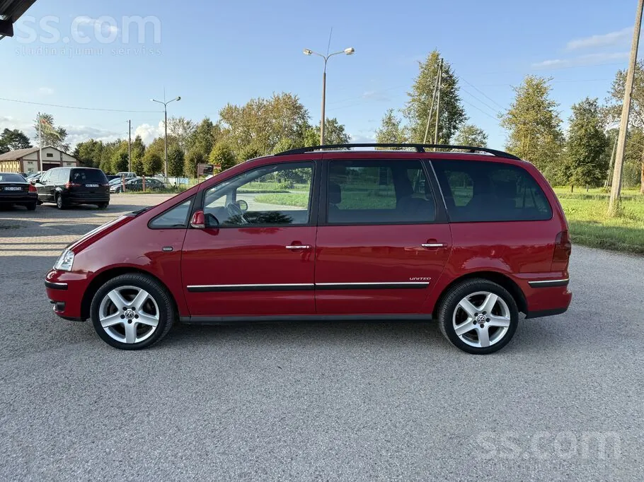 Volkswagen Sharan 2009 photo 3