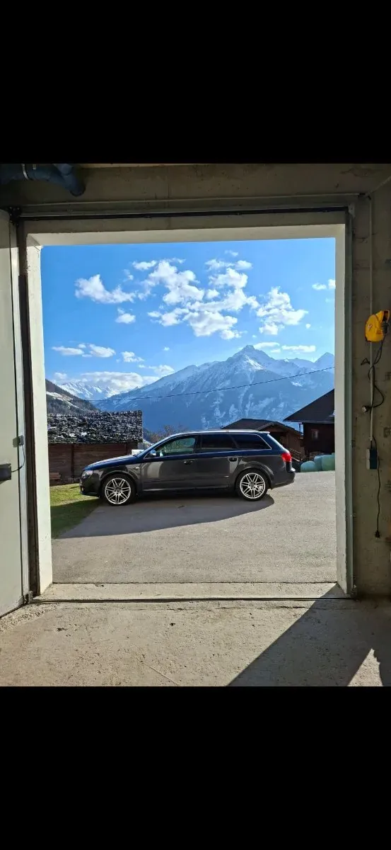 Audi A4 2007 photo 2