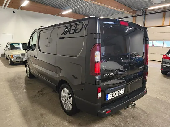 Renault Trafic 2017 photo 3