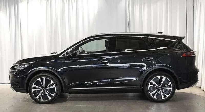BYD Tang 2024 photo 5