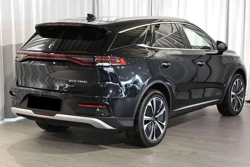 BYD Tang 2024 photo 3
