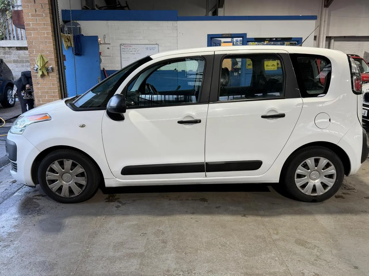 Citroen C3 Picasso 2011 photo 4