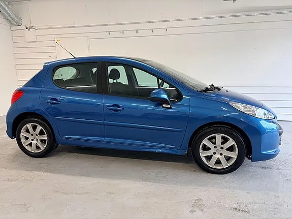 Peugeot 207 2007 photo 4