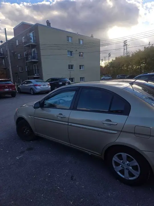 Hyundai Accent 2010 photo 5