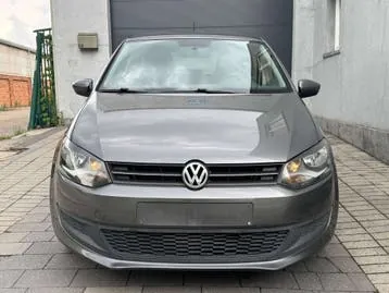 Volkswagen Polo 2011 photo 2