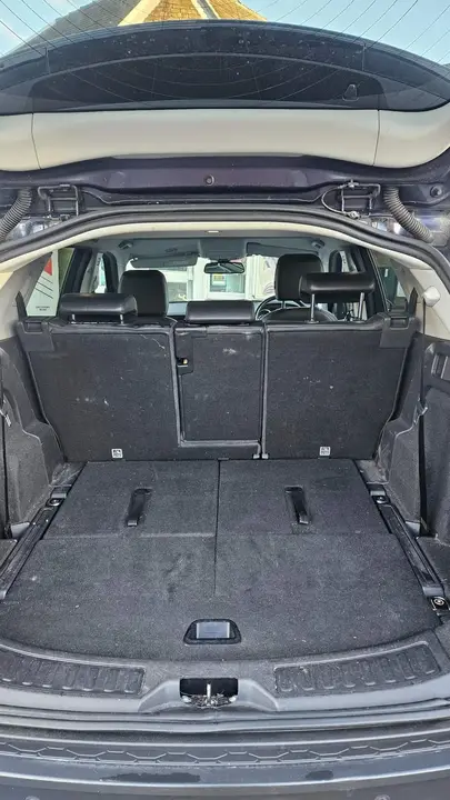 Land Rover Discovery Sport 2016 photo 5