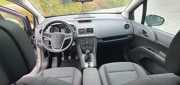 Opel Meriva 2011 photo 3