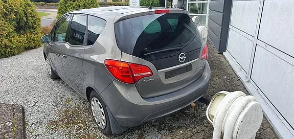 Opel Meriva 2011 photo 2