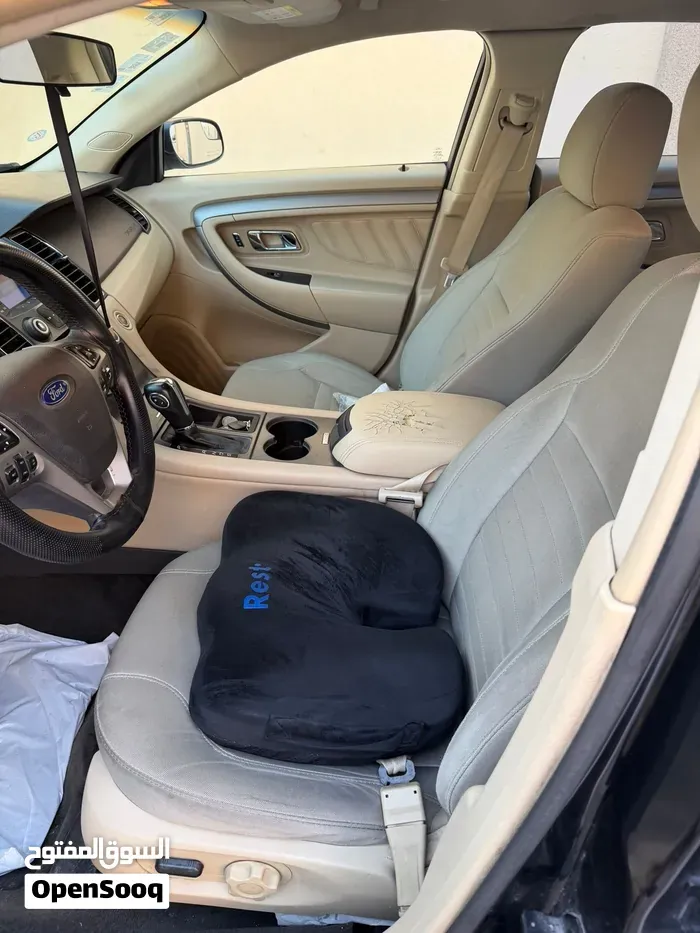 Ford Taurus 2015 photo 3