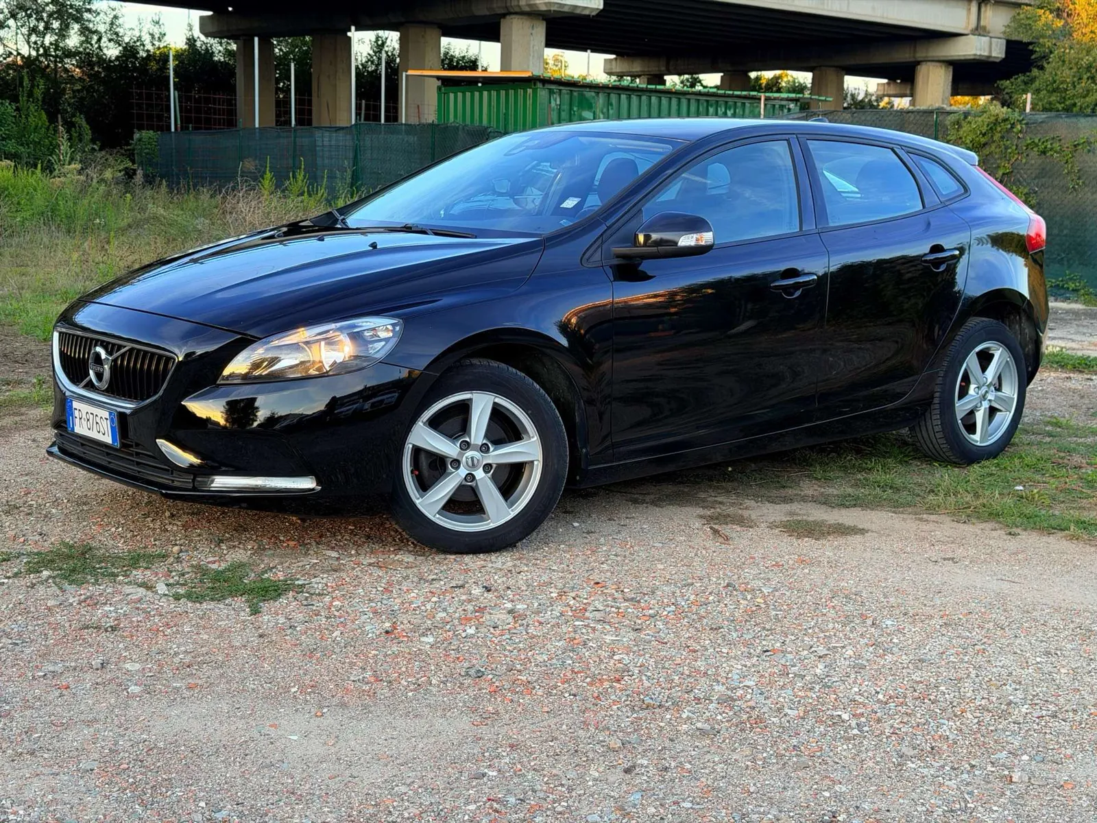 Volvo V40