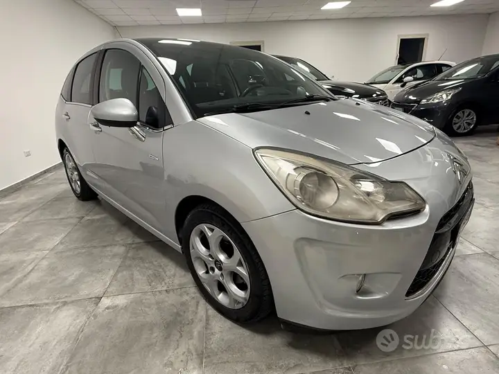 Citroen C3 2012 photo 2