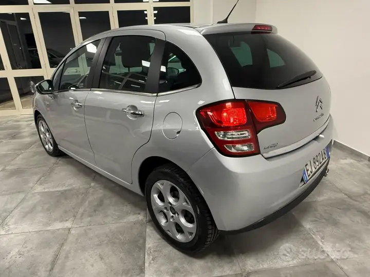 Citroen C3 2012 photo 3