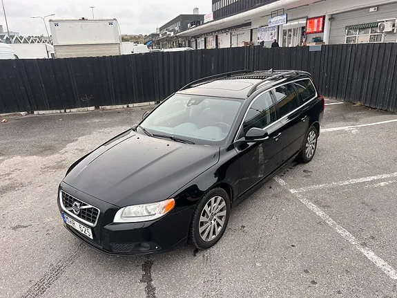 Volvo V70 2012 photo 4