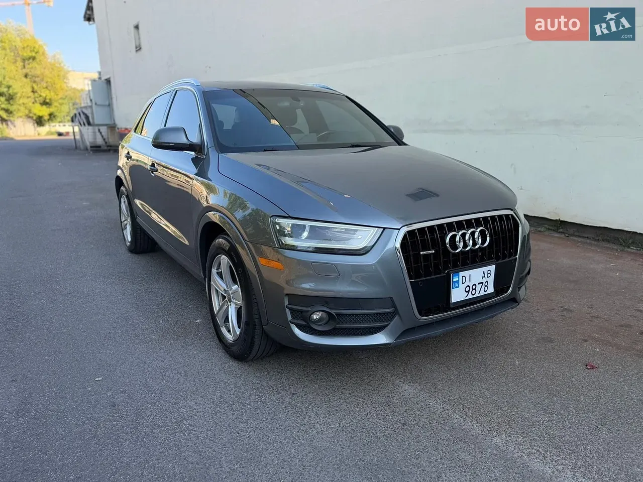 Audi Q3 2014 photo 2
