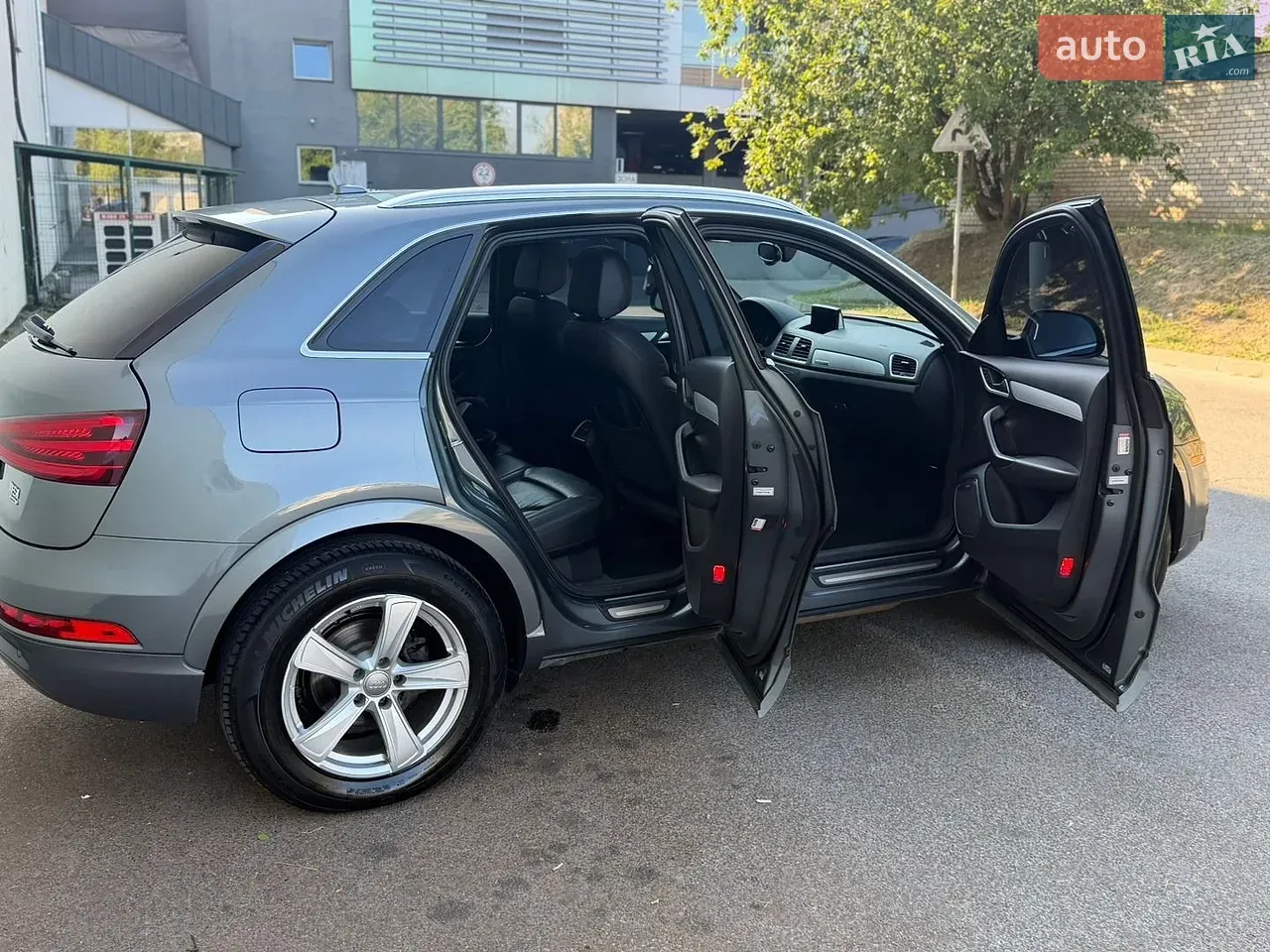 Audi Q3 2014 photo 4