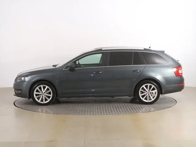 Skoda Octavia 2016 photo 2