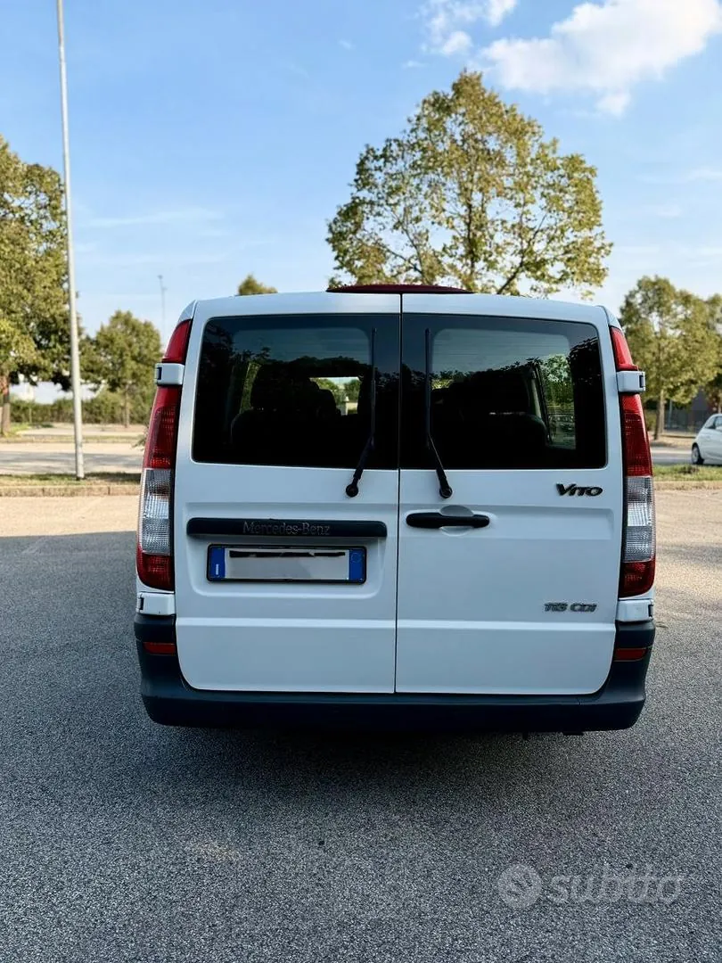 Mercedes-Benz Vito 2012 photo 3
