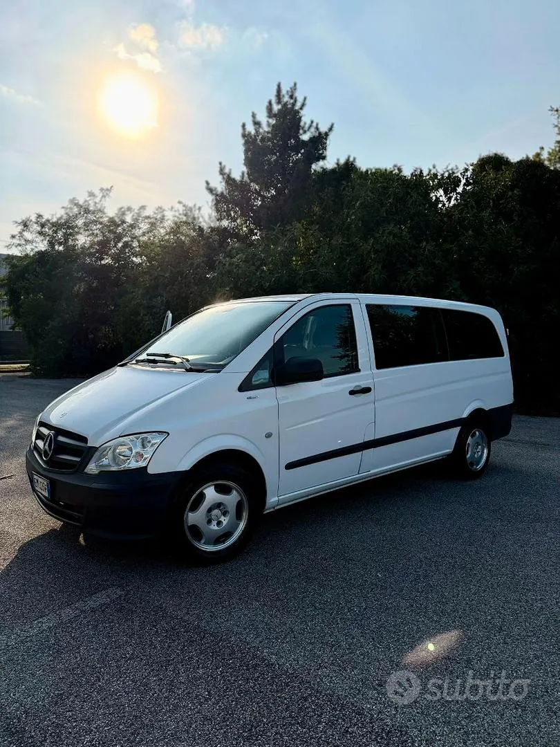 Mercedes-Benz Vito 2012 photo 2