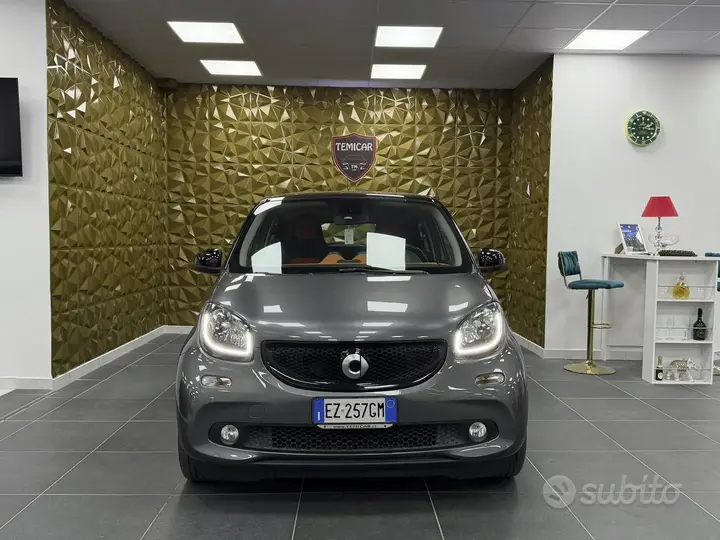 Smart Forfour 2015 photo 2